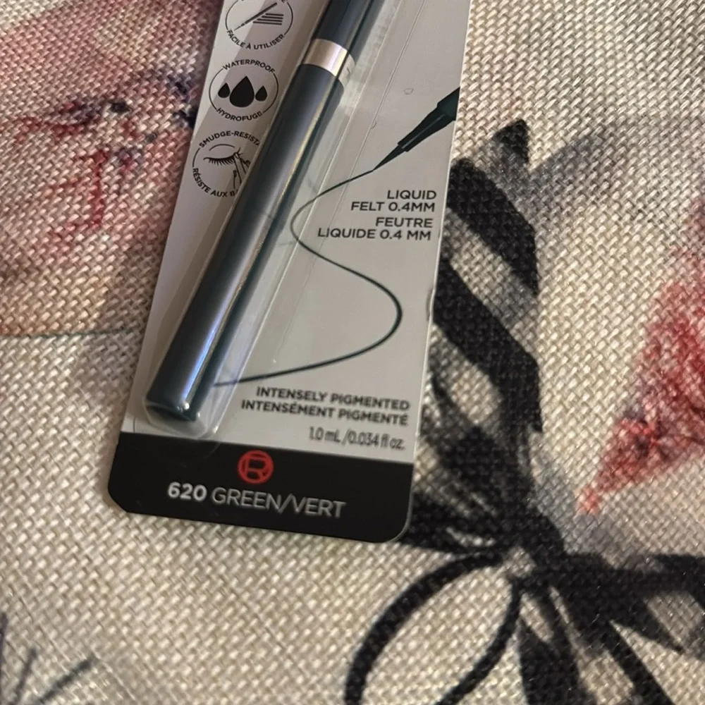 L'Oreal Paris Infallible Grip‎ Precision Felt Tip Waterproof Eyeliner- 0.034oz